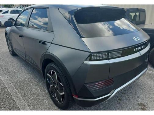 Shooting Star (Matte Gray) 2024 Hyundai IONIQ 5 SEL