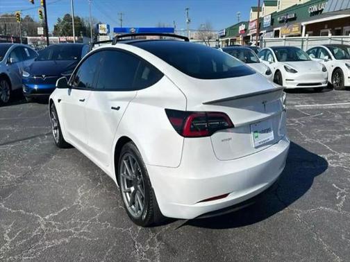 2022 Tesla Model 3 Long Range