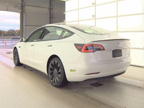 2023 Tesla Model 3 Performance