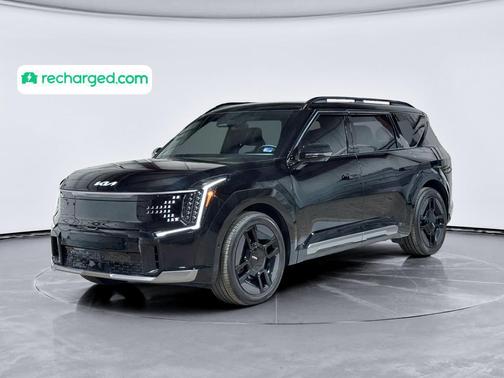 Aurora Black Pearl 2024 Kia EV9 GT-Line