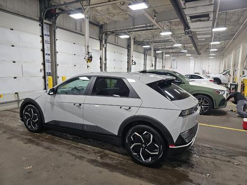 2023 Hyundai IONIQ 5 SEL