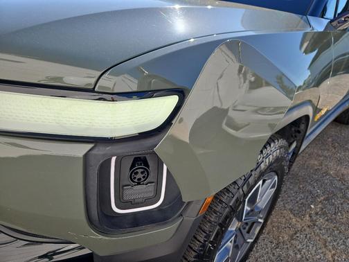 2022 Rivian R1T Launch Edition