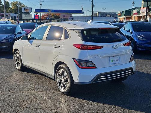 2023 Hyundai KONA EV SEL