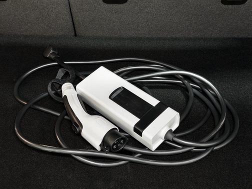 Gray Ghost Metallic 2022 Chevrolet Bolt EV 1LT