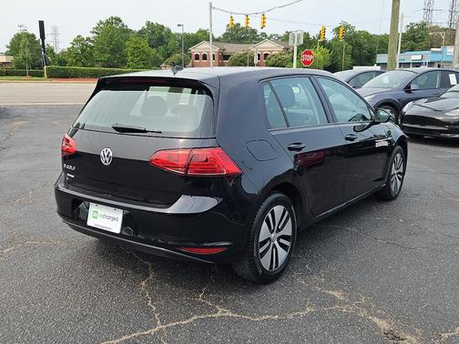 2016 Volkswagen e-Golf SE