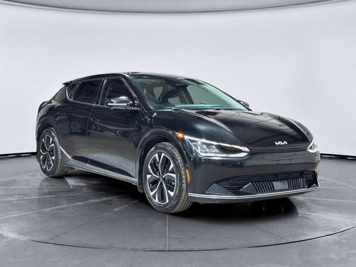 2022 Kia EV6 Wind