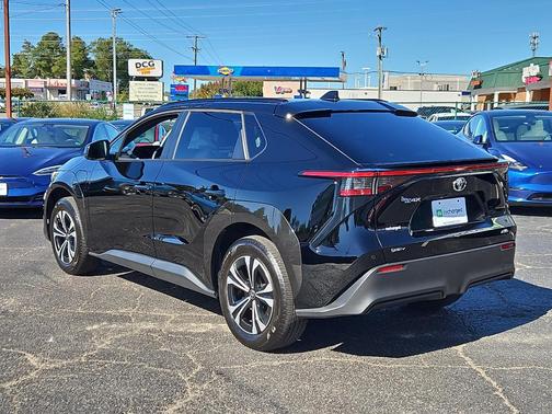 2024 Toyota bZ4X XLE