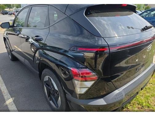 Abyss Black Pearl 2024 Hyundai KONA EV SEL