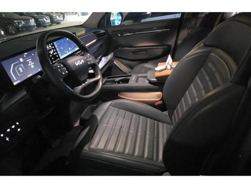 Pebble Gray 2024 Kia EV9 Land