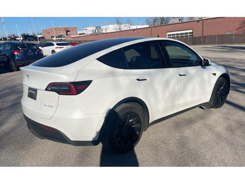 2022 Tesla Model Y Long Range