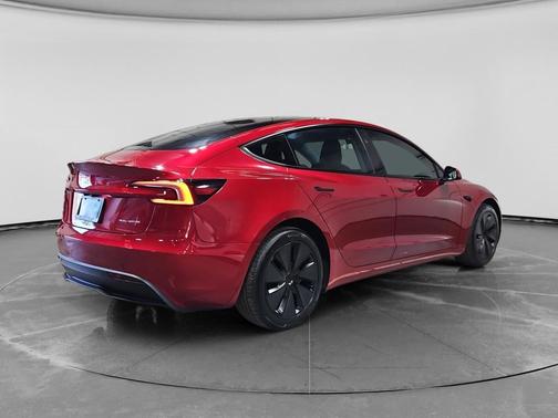 2025 Tesla Model 3 Long Range