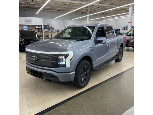 2022 Ford F-150 Lightning LARIAT