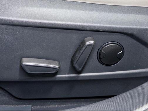 2022 Ford Mustang Mach-E Premium