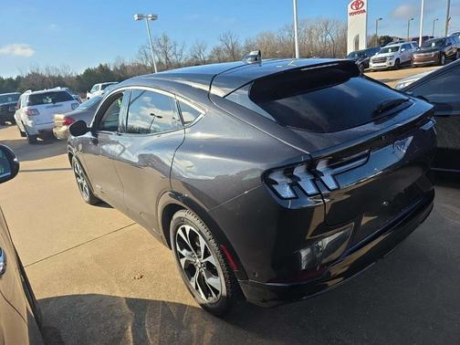 2022 Ford Mustang Mach-E Premium