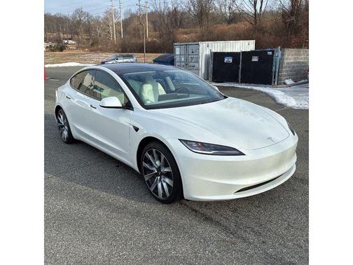 2025 Tesla Model 3 Long Range
