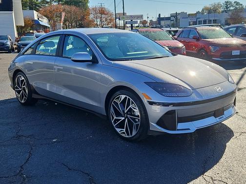 2024 Hyundai IONIQ 6 SEL