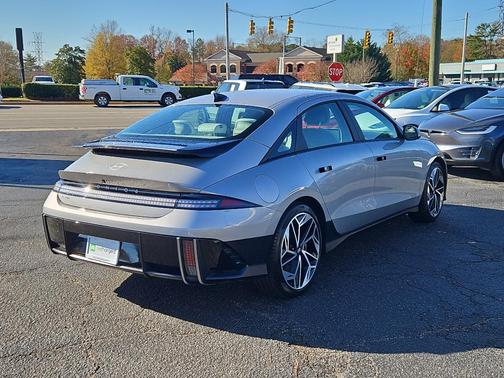 2024 Hyundai IONIQ 6 SEL