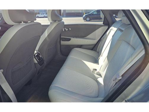 2024 Hyundai IONIQ 6 SEL