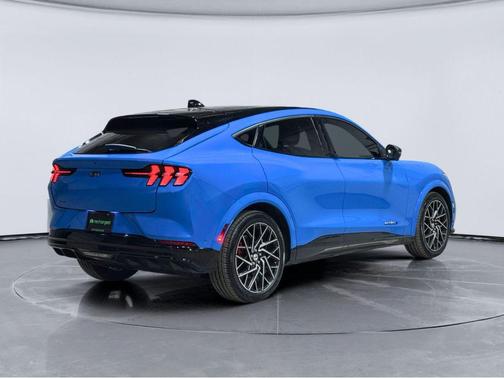 2022 Ford Mustang Mach-E GT