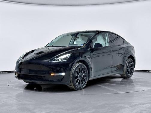 2025 Tesla Model Y Long Range