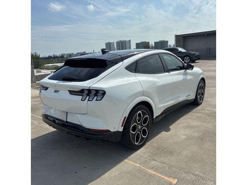 Star White Metallic Tri-Coat 2023 Ford Mustang Mach-E GT