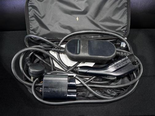 2023 Rivian R1S Adventure