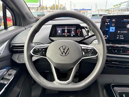 2023 Volkswagen ID.4 Pro