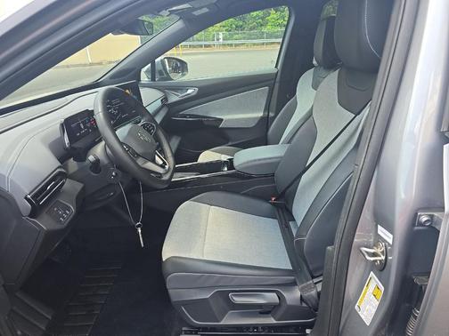 Silver Mist Metallic 2023 Volkswagen ID.4 AWD Pro