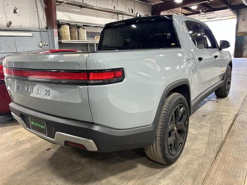 2022 Rivian R1T Adventure Package