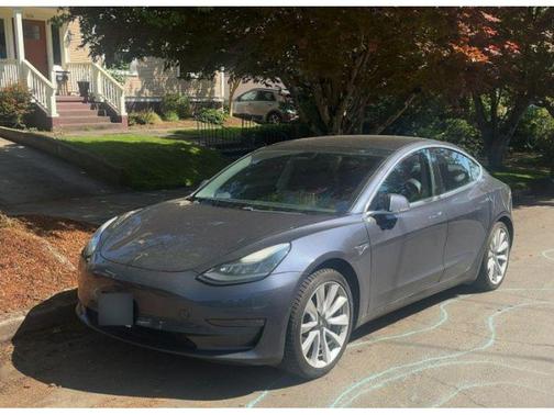 Silver Metallic 2018 Tesla Model 3 Long Range