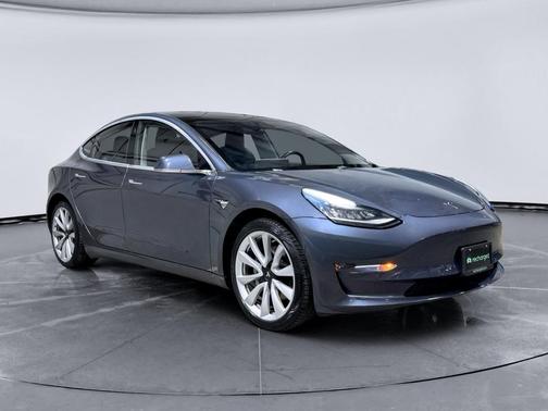 Silver Metallic 2018 Tesla Model 3 Long Range