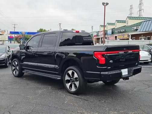 2023 Ford F-150 Lightning Platinum