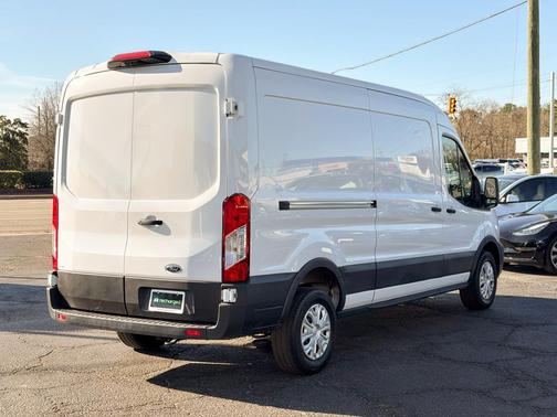 2023 Ford E-Transit T-350 Medium Roof