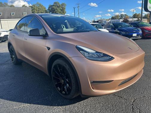 2023 Tesla Model Y Long Range