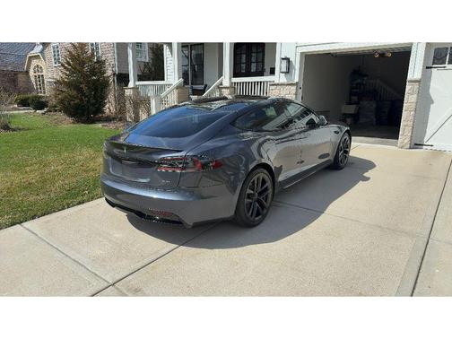 Midnight Silver Metallic 2021 Tesla Model S Plaid
