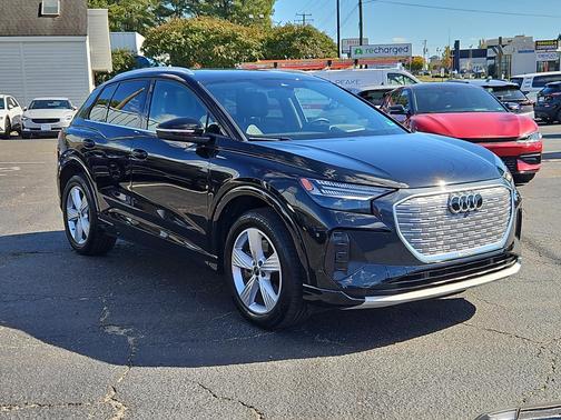 2022 Audi Q4 e-tron Prestige