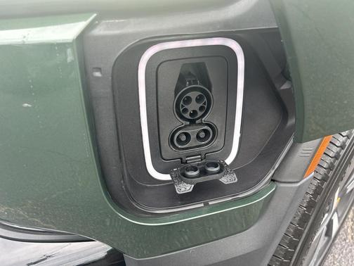 2023 Rivian R1T Adventure
