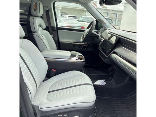 2023 Rivian R1T Adventure