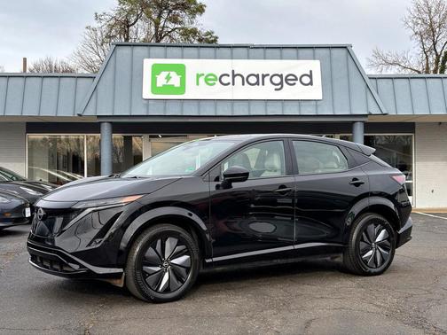 Black Diamond Pearl 2023 Nissan ARIYA ENGAGE SUV