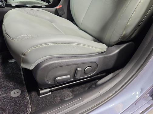 Meta Blue Pearl 2024 Hyundai KONA EV Limited