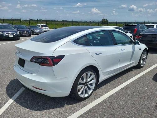 2020 Tesla Model 3 Standard Range