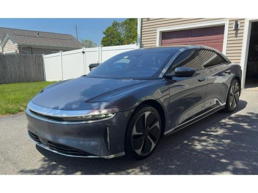 Quantum Grey Metallic 2025 Lucid Air Touring