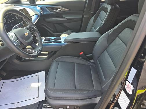 Black 2025 Chevrolet Equinox EV LT