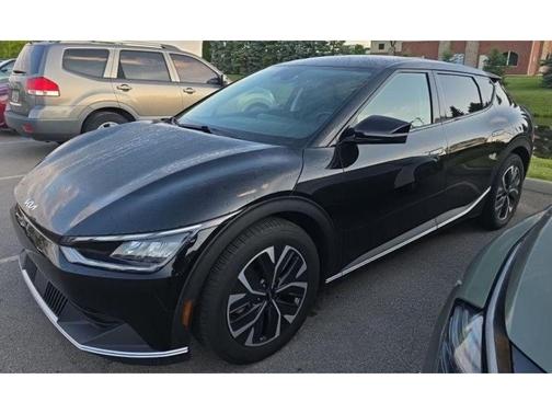 Aurora Black Pearl 2024 Kia EV6 Light Long Range