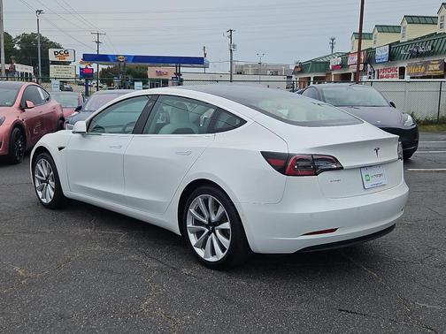 2019 Tesla Model 3 Standard Range Plus