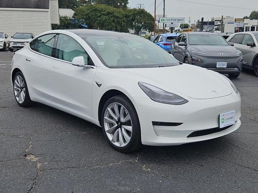 2019 Tesla Model 3 Standard Range Plus