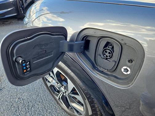 2021 Ford Mustang Mach-E Premium