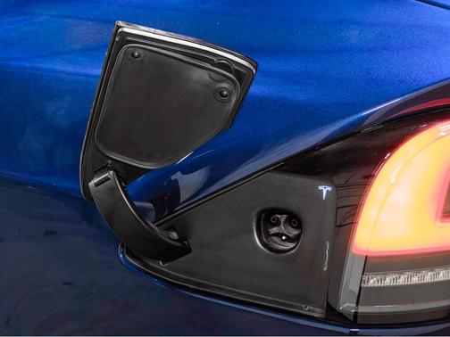 Deep Blue Metallic 2024 Tesla Model X Base