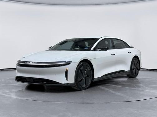 Stellar White Metallic 2024 Lucid Air Pure