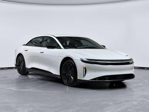 Stellar White Metallic 2024 Lucid Air Pure